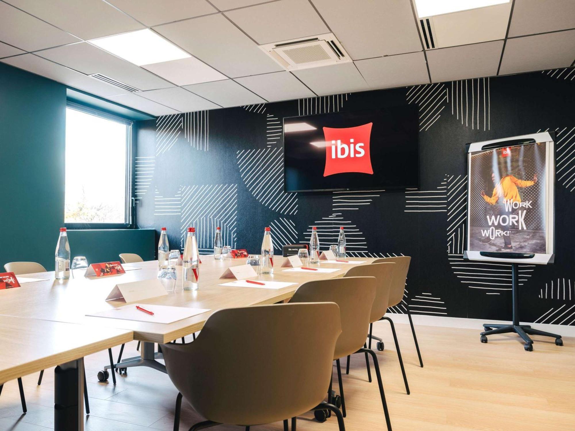 Ibis Rouen Centre Rive Droite Pasteur Hotel Luaran gambar